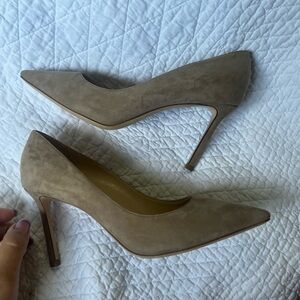 Elegant Tan Suede Pumps